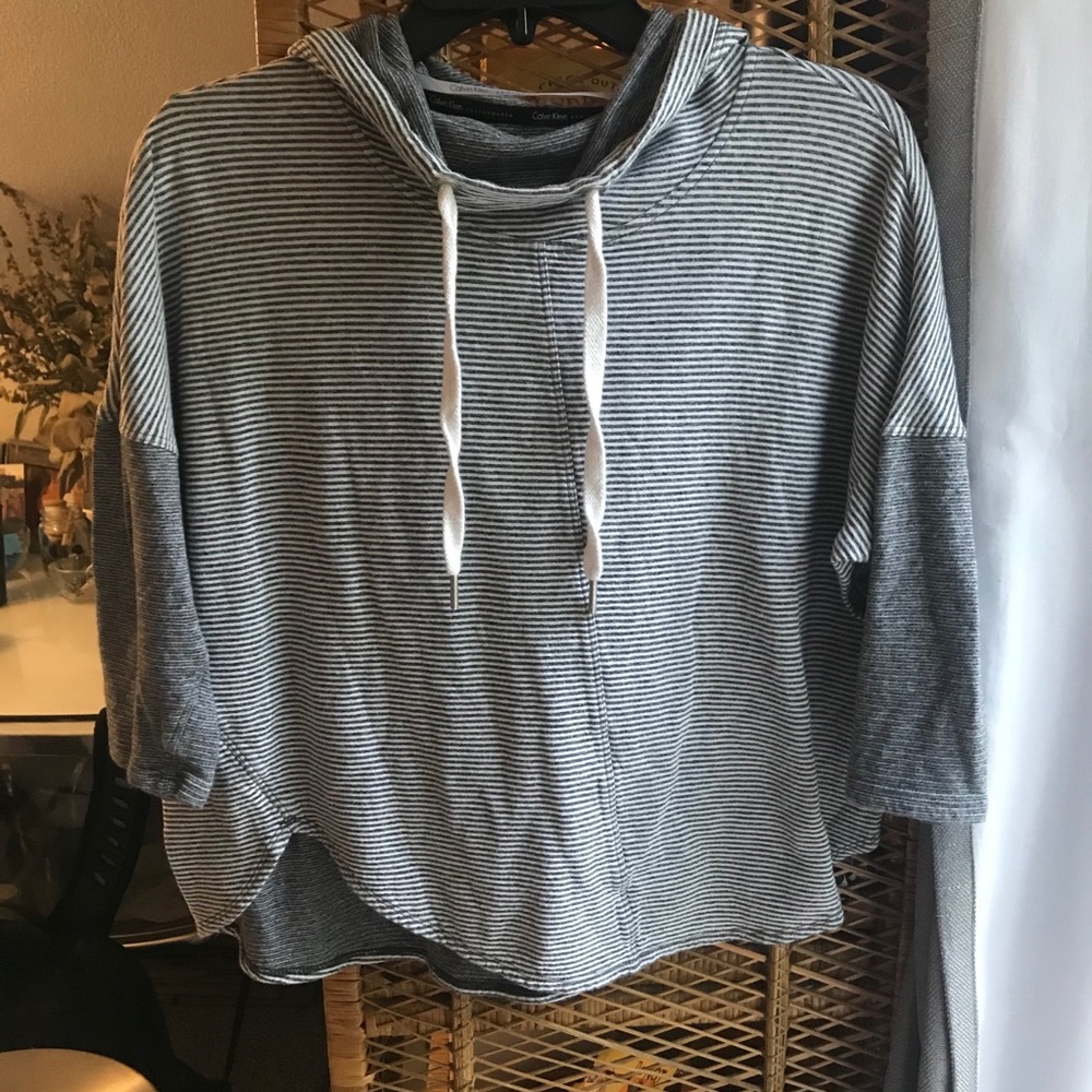 Calvin Klein cropped hoodie